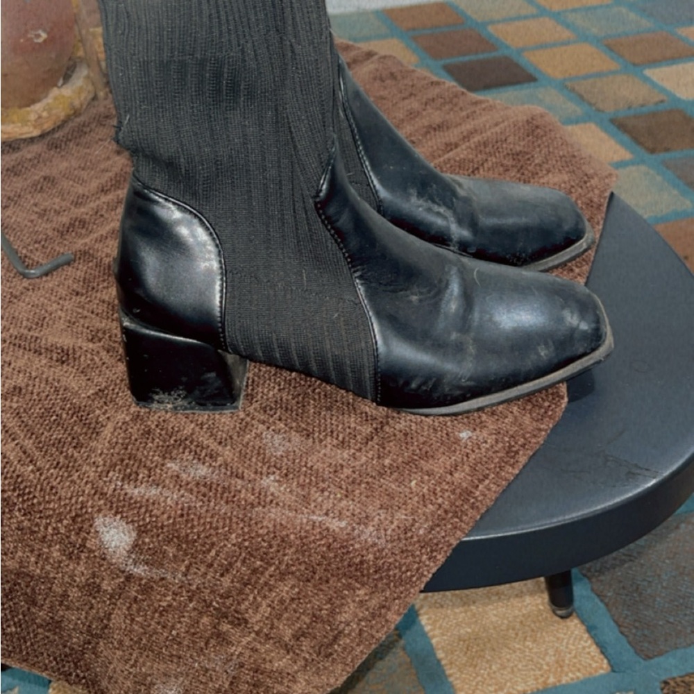 Boots - Picture 2 of 3
